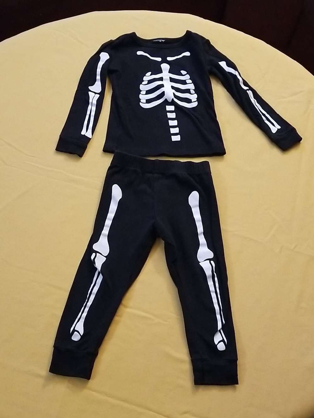 Black Kids Skeleton Pajama Set with White Bone Print - Size 3T